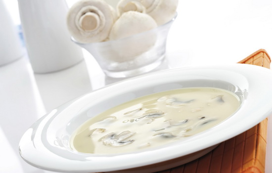 Крем-суп из шампиньонов сложное, но доступное блюдо на любой вкус