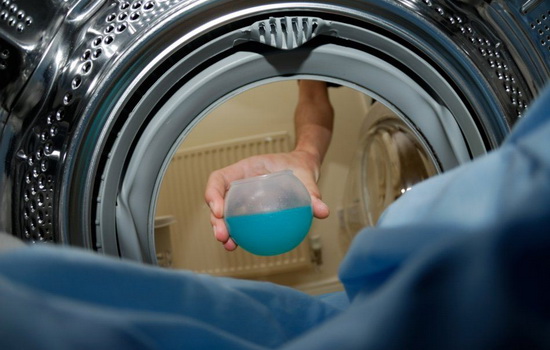 Можно ли одеяло в стиральной машине, как не испортить постельную