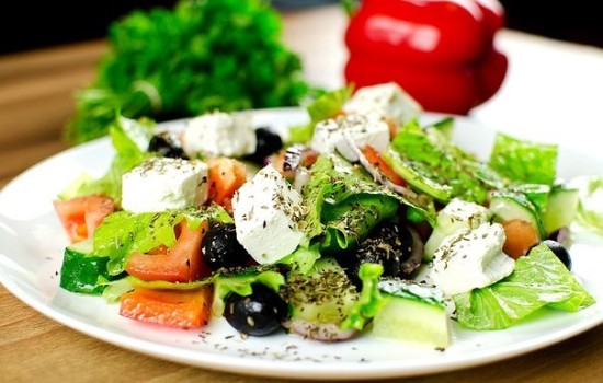 Салат «Греческий»: классические пошаговые рецепты