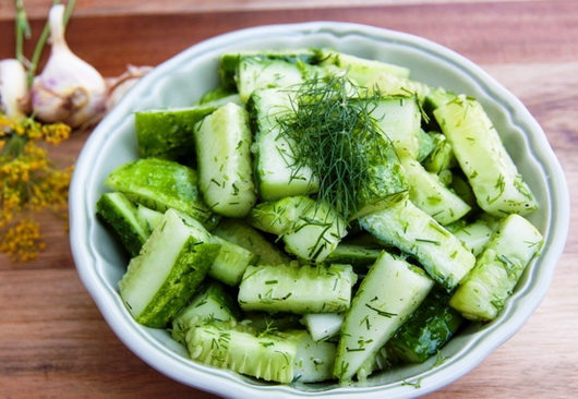 Салат из огурцов - лучшие рецепты. Как правильно и вкусно приготовить салаты из огурцов.