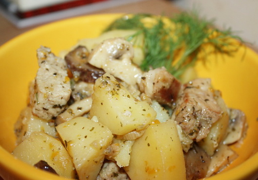 Тушеная картошка с курицей - лучшие рецепты. Как правильно и вкусно приготовить тушеную картошку с курицей.