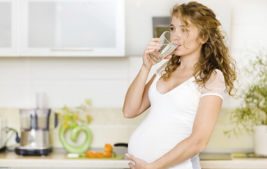 Мочегонное при беременности: это очень вредно? Как правильно выбрать и принимать мочегонное при беременности: советы врача