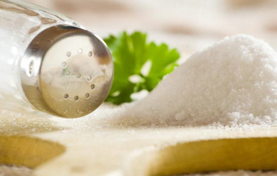 Соль поваренная и морская соль: полезная или вредная? В каких дозах надо употреблять соль, в чем её польза и вред для организма