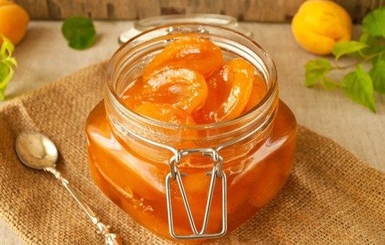 Как сварить абрикосы дольками – вкусное лакомство к чаю. Подборка рецептов варенья из абрикосов дольками с ядрышками, лимоном, ванилью
