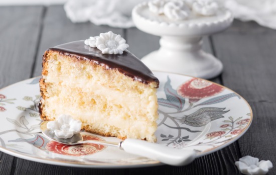 Торт «Чародейка» – завораживающий вкус! Рецепты знаменитого торта «Чародейка» по ГОСТу, с какао, бананами, зефиром и шоколадом