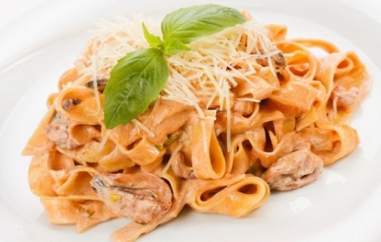 Паста с морепродуктами в сливочном соусе – нежный вкус Италии! Проверенные рецепты пасты с морепродуктами в сливочном соусе