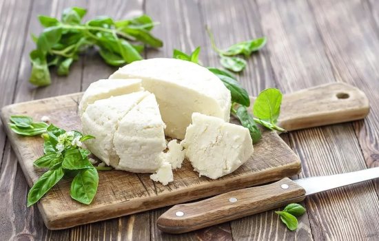 Сыр из простокваши – натуральный молочный продукт. Варианты приготовления сыра из простокваши в домашних условиях