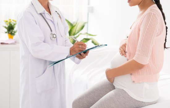 Эрозия шейки матки при беременности: насколько это опасно? Нужно ли лечить эрозию шейки в период беременности