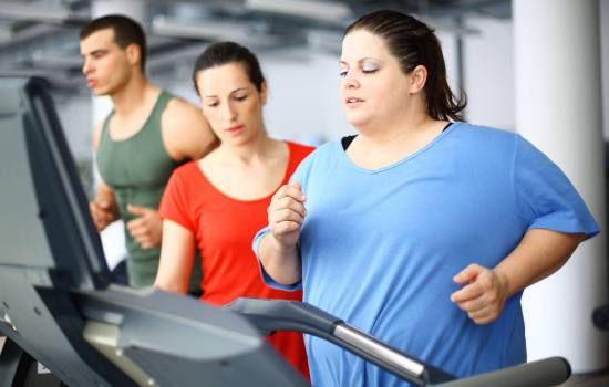 Что лучше для похудения: силовые тренировки или бег?