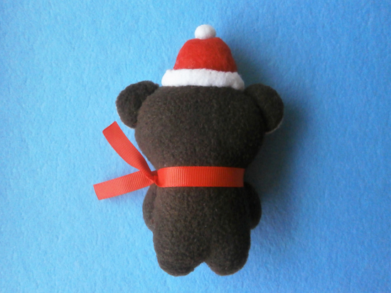Новогодний медвежонок: сувенир или елочная игрушка. Мастер-класс изготовления милого медвежонка из фетра (40 фото)