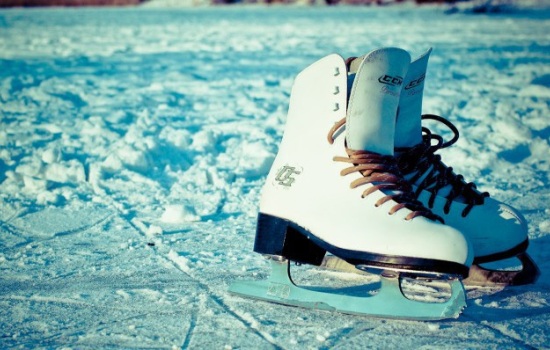 Кому врачи рекомендуют кататься на коньках регулярно, а кому категорически запрещают?