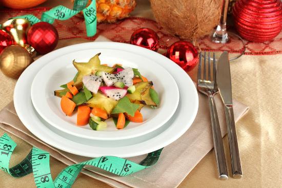 Новогодний стол для тех, кто худеет: рецепты блюд и идеи оформления