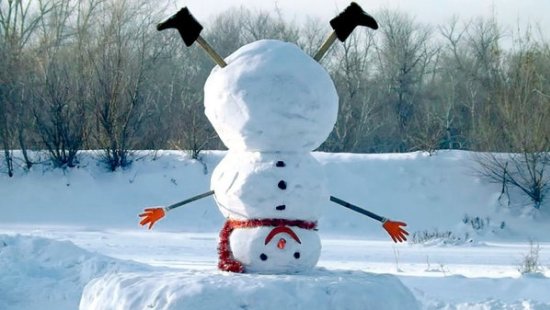 Снеговик – кто и когда его придумал, почему его боялись наши предки. Зачем у снеговика морковка вместо носа?