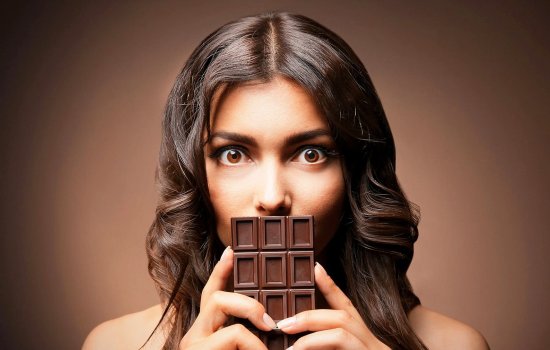 Шоколад защищает от мерцательной аритмии: новые рекомендации диетологов