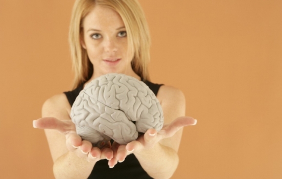 Женский мозг значительно моложе, чем мужской: выводы крупного исследования