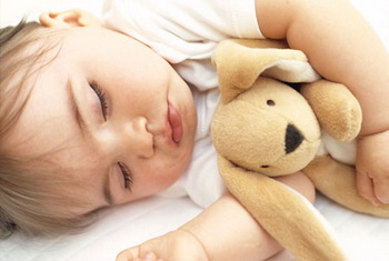 Как приучить ребенка засыпать самостоятельно. Советы родителям.