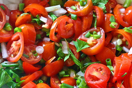 Салаты из помидоров - лучшие рецепты. Как правильно и вкусно готовить салаты из помидоров.