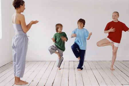 Йога и зумба, или как заинтересовать детей фитнесом