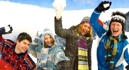 Женское мнение: россиянки любят лыжи, коньки, снежки и... теплые диваны