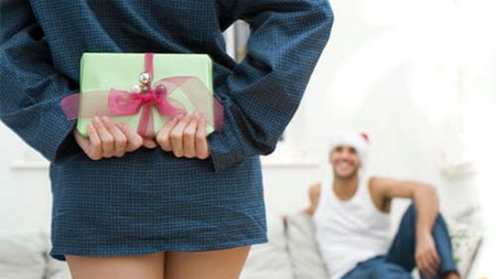 Женское мнение: женщины не планируют больших трат на новогодние подарки