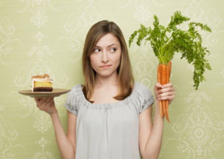 Нелюбимые продукты во время диеты приводят к обратному эффекту