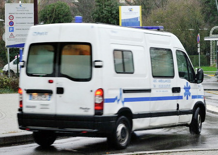 Во Франции пациент спас жизнь водителю "скорой"