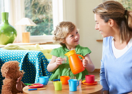 10 полезных советов, как развлечь ребёнка дома