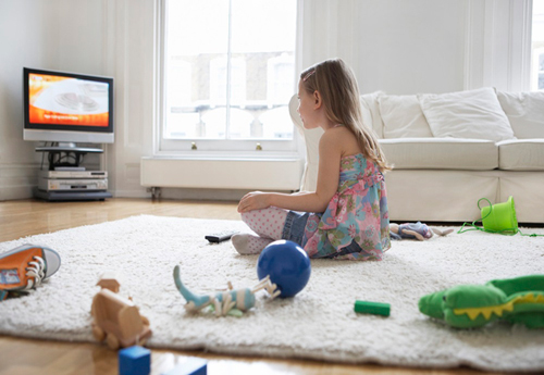 Ученые: телевизор негативно влияет на развитие речи у детей