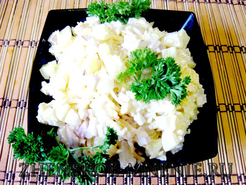Салат с кальмарами - рецепт с фото и пошаговым описанием