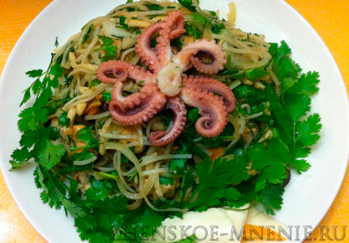 Салат с морепродуктами «Лагуна» - рецепт с фото и пошаговым описанием
