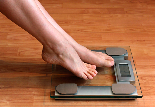 Диетологи назвали день, в который худеющие могут узнать свой реальный вес