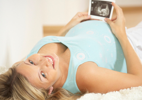 Лишний вес у беременных женщин может спровоцировать инсульт у их будущих детей