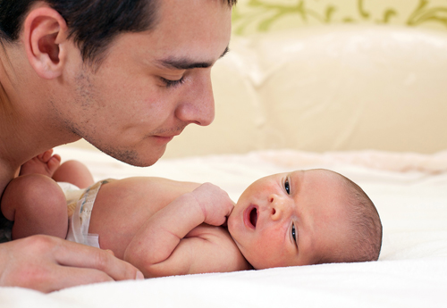 Дети, рожденные от молодых отцов, чаще имеют генетические отклонения