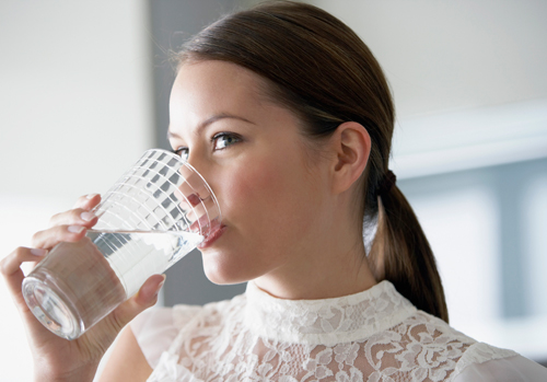 Всего лишь один стакан воды способен улучшить работу мозга