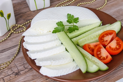 Брынза или сыр "Фета" в домашних условиях. Как сделать домашний сыр вкусно и недорого.