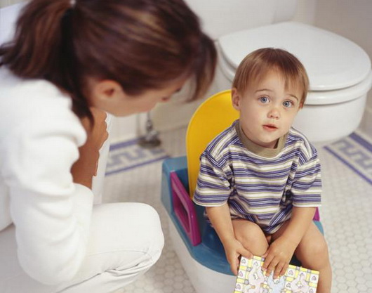 Понос у ребенка у ребенка с температурой или без - все виды, причины и способы лечения