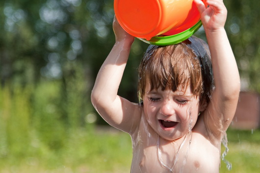 Закаливание детей водой и воздухом - как закалять ребенка без опасности для его здоровья