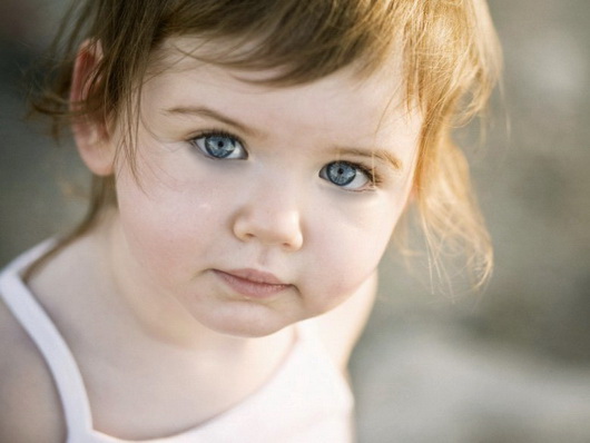 Круги у ребенка под глазами - что означают. Как правильно установить причину появления синяков (темных кругов) под глазами у ребенка.