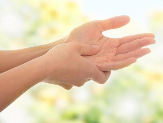 Болят суставы пальцев рук - причины. Почему болят пальцы на руках и какое лечение самое эффективное.