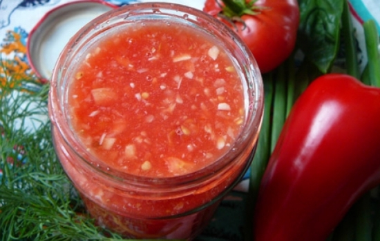 Хреновина с помидорами и чесноком — яркий на вкус и полезный витаминный соус! Лучшие рецепты хреновины с помидорами и чесноком