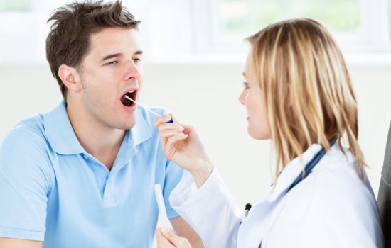 Слизь в горле: симптом многих серьёзных заболеваний. Определение причин слизи в горле - залог успешного лечения