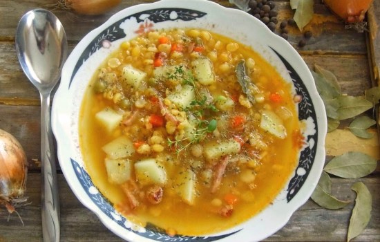 Гороховый суп со свининой – традиционное блюдо всех времен. Рецепты густого, наваристого горохового супа со свининой