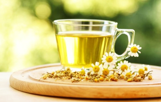 Ароматный ромашковый чай: польза и вред нежного напитка. Мифы и научные факты о пользе и вреде ромашкового чая для людей