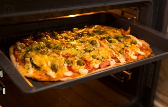 Рецепт пиццы в духовке – любимое блюдо в домашних условиях. Рецепты пиццы в духовке: с сыром, грибами, ветчиной, морепродуктами