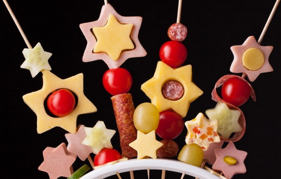 Канапе для детей – веселые фейерверки на столе! Рецепты миниатюрных бутербродов канапе для детей: сладких и соленых