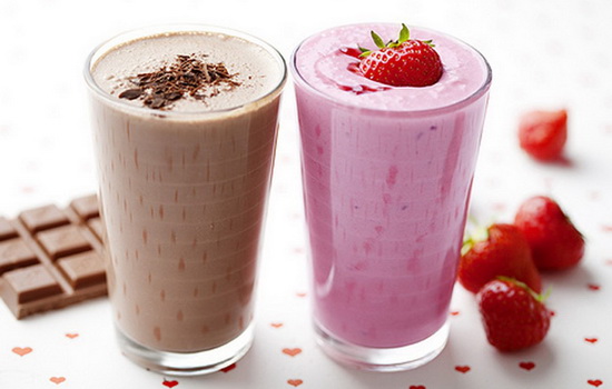 Рецепт молочного коктейля в домашних условиях: с ягодами, фруктами, шоколадом, орехами. Лучшие молочные коктейли - здесь!