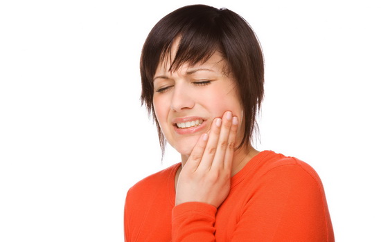 Болит зуб: как снять боль в домашних условиях? Самые эффективные средства от зубной боли: как помочь дома