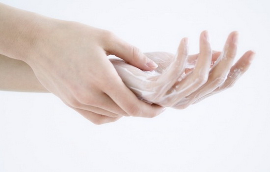 Шелушение кожи на руках - причины, способы лечения. Народные рецепты избавления от шелушащейся кожи рук