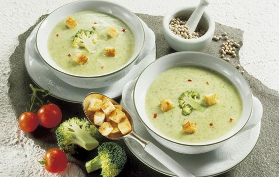 Как приготовить сытный диетический суп-пюре:лучшие рецепты. Несложные диетические супы-пюре овощные и не только