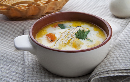 Об особенностях супа с плавленым сыром и курицей. Вариации на тему жульена: домашние рецепты супа с плавленым сыром и курицей